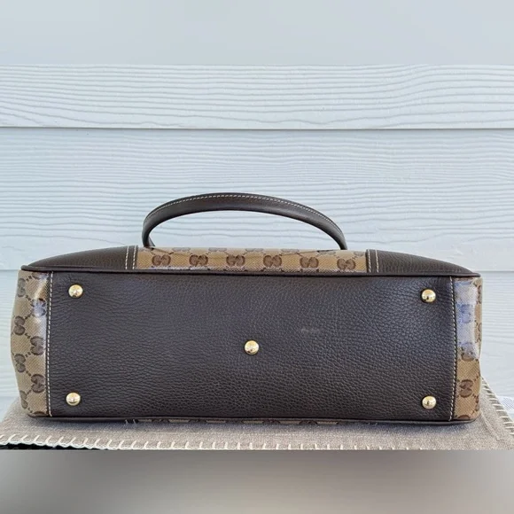 Gucci Monogram Brown Tote Handbag - Picture 5 of 13